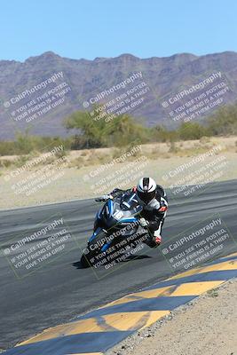media/Mar-24-2025-Moto Forza (Mon) [[57ce5c5cff]]/1-Advanced Group/Session 3 (Turn 6 Inside)/